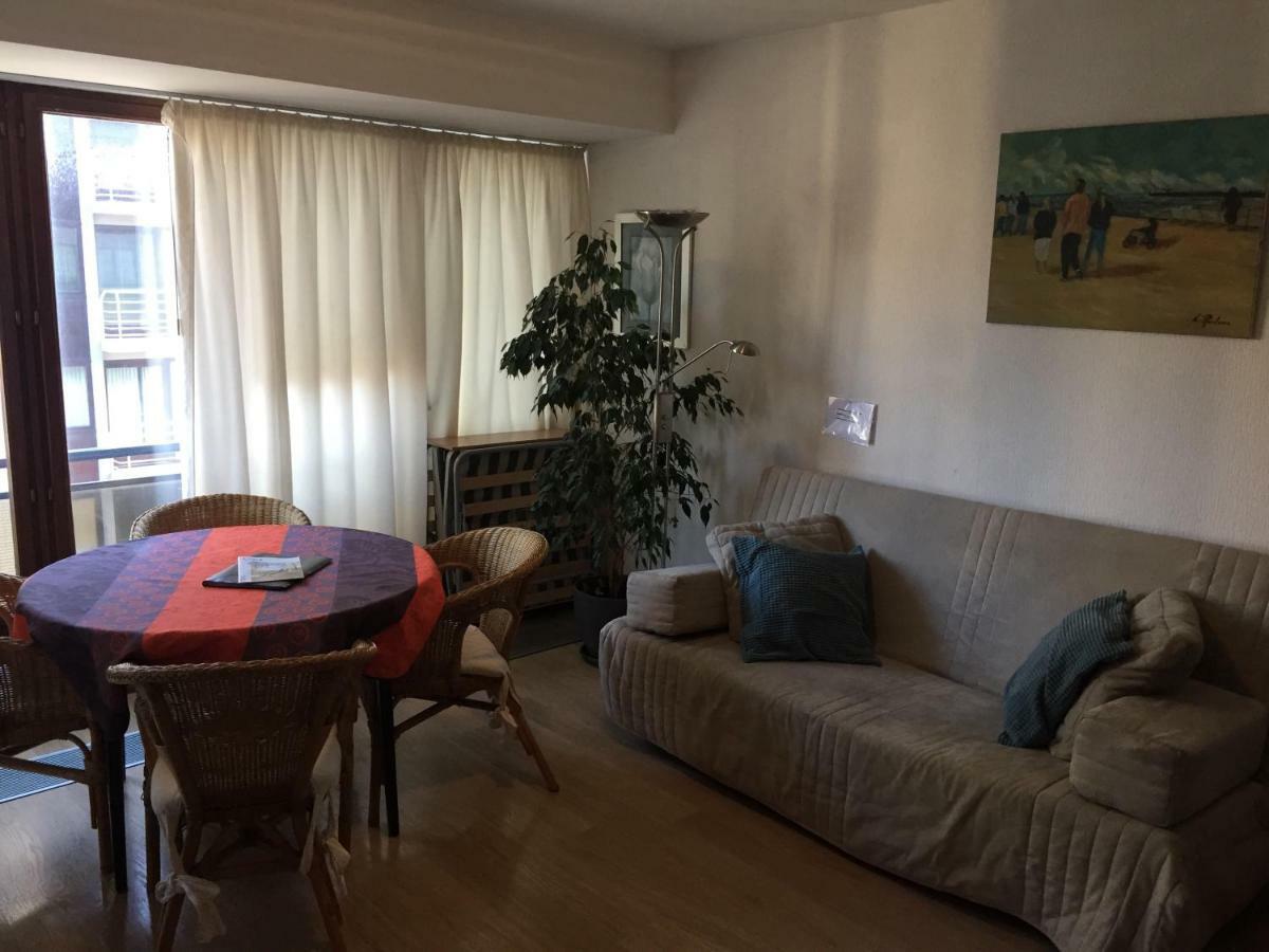 Studio Oostende Budget Appartement Buitenkant foto